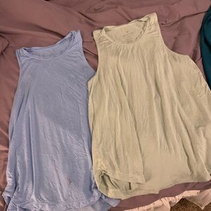 2 Soft and sexy AMERICAN eagle tank